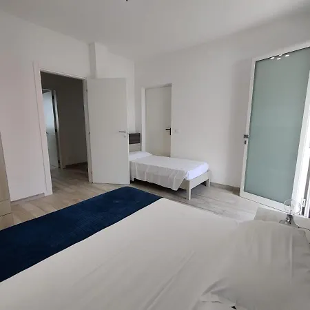 Situated Not Far Beach 公寓 Torre di Fine